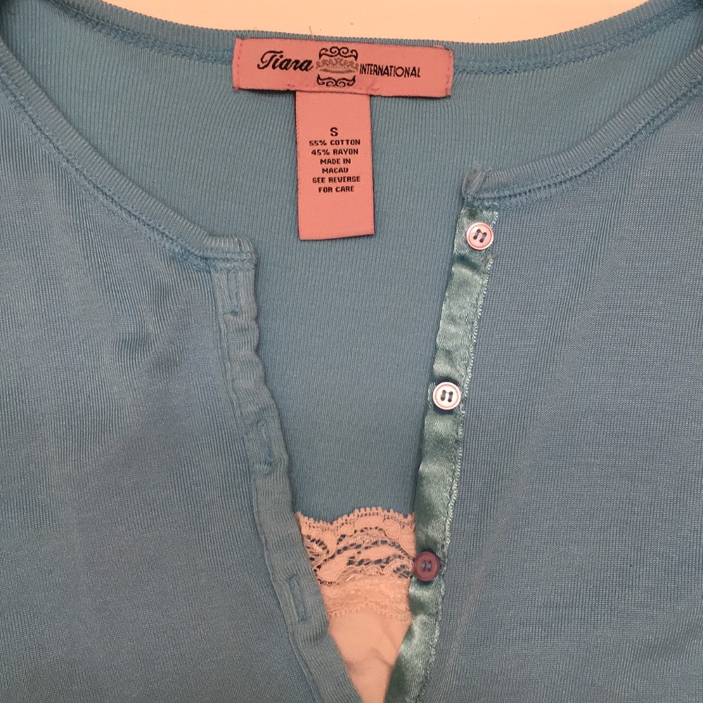 Top - Picture 3 of 6